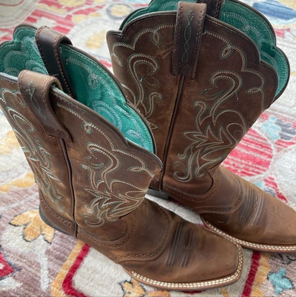 Ariat Women's size 7.5 Cowboy Boots - Picture 6 of 11